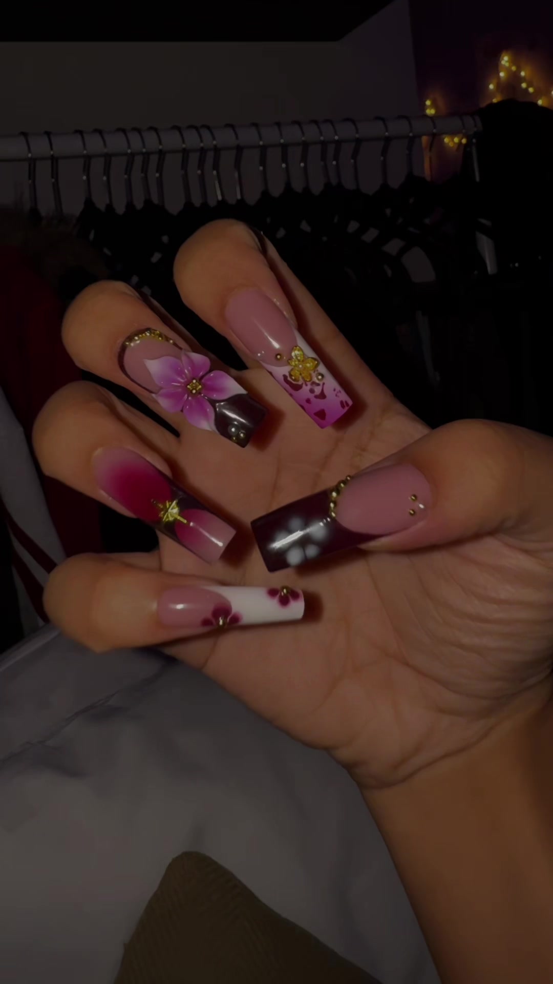 @AZYAMARINA