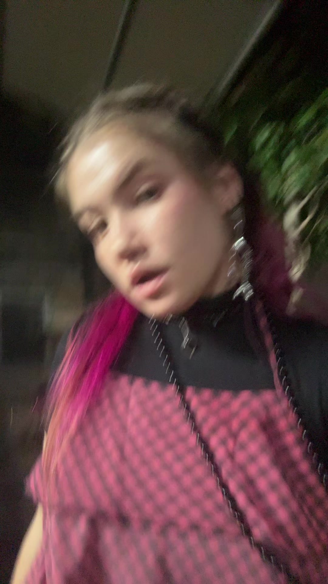 @Frehushh