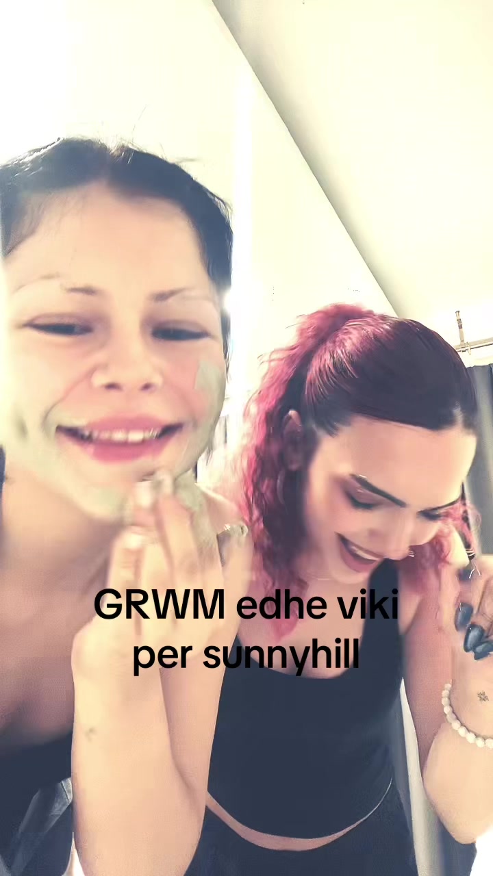 @Trinki