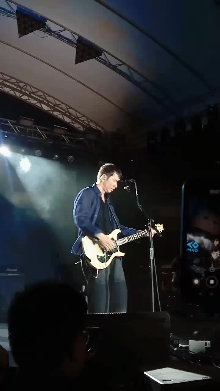 @✨