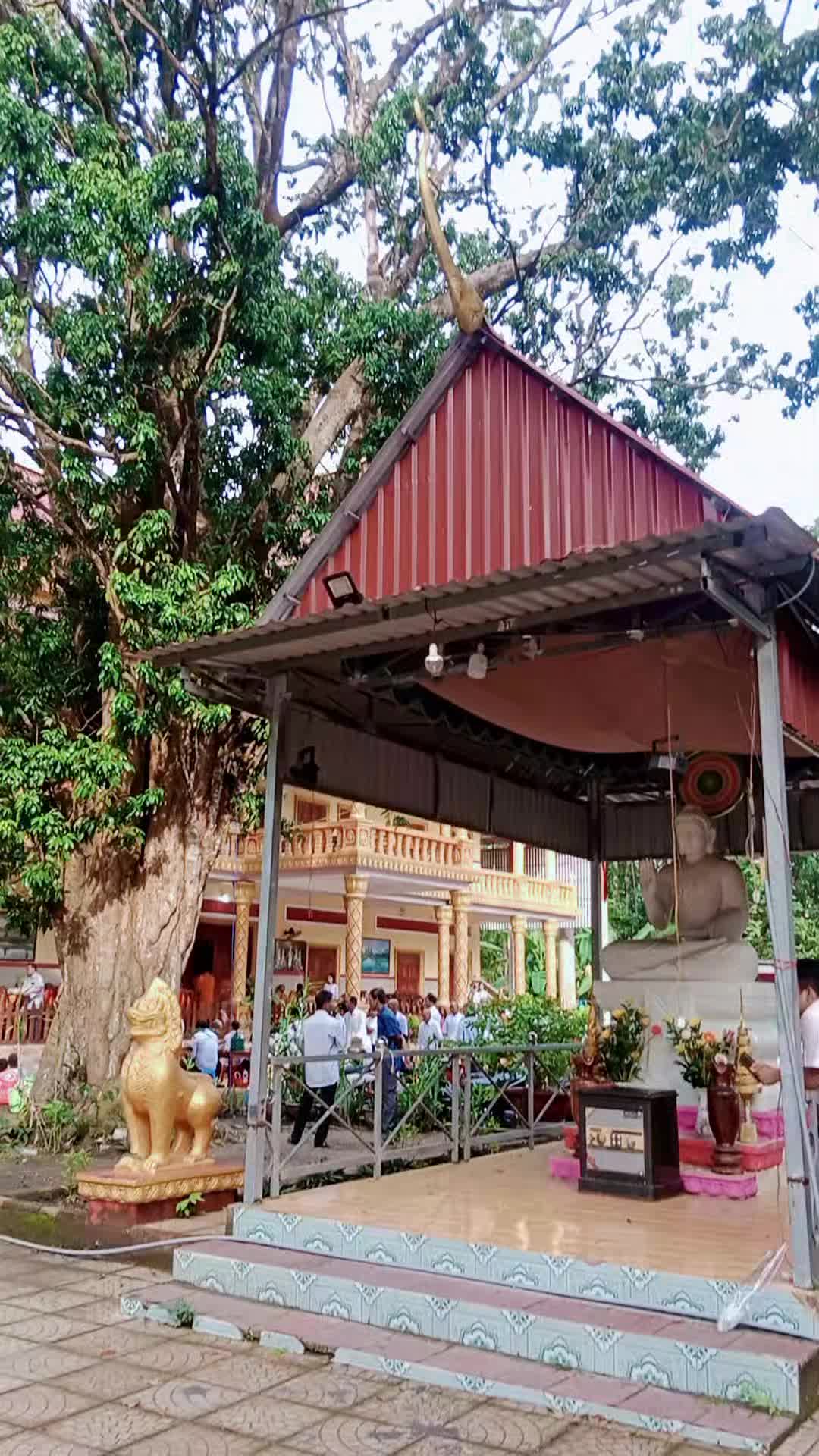 @សា រីន🇰🇭🇰🇭