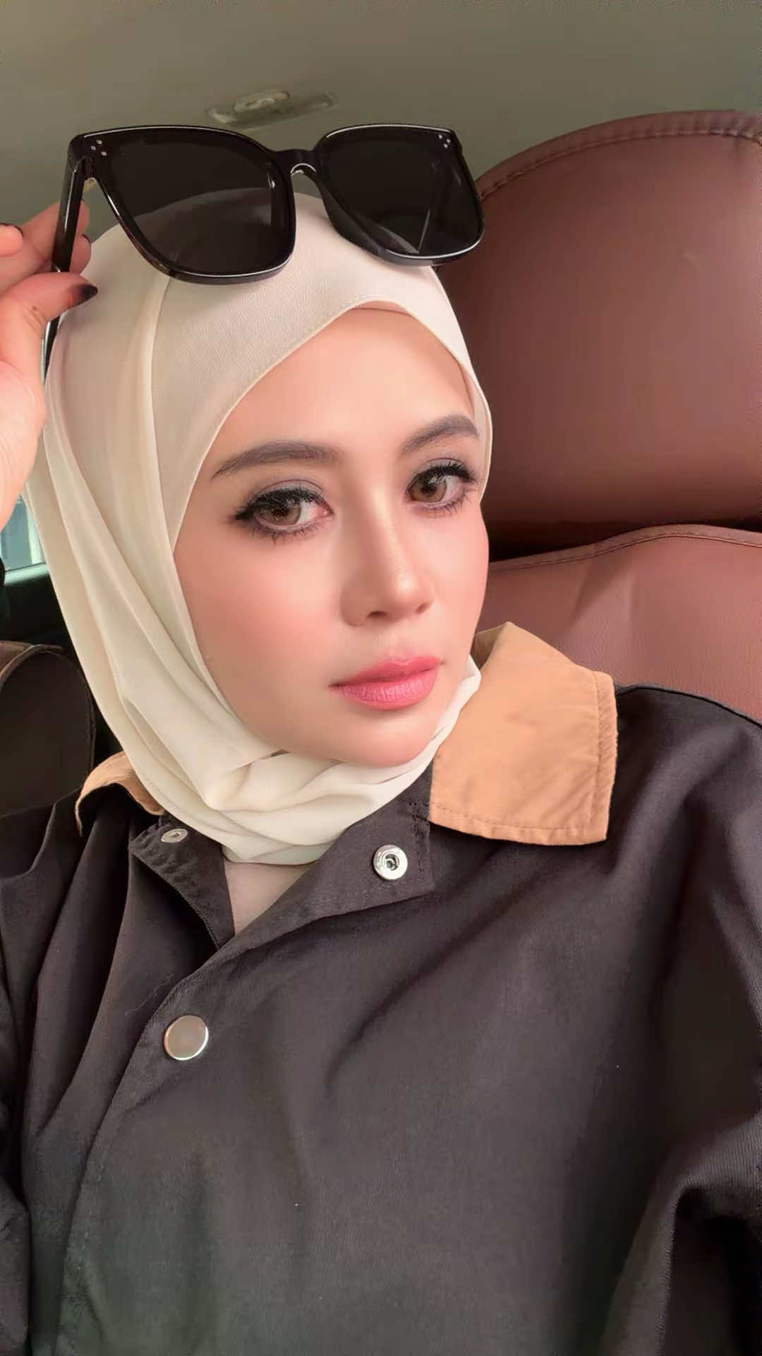 @Ms Izza Zubir