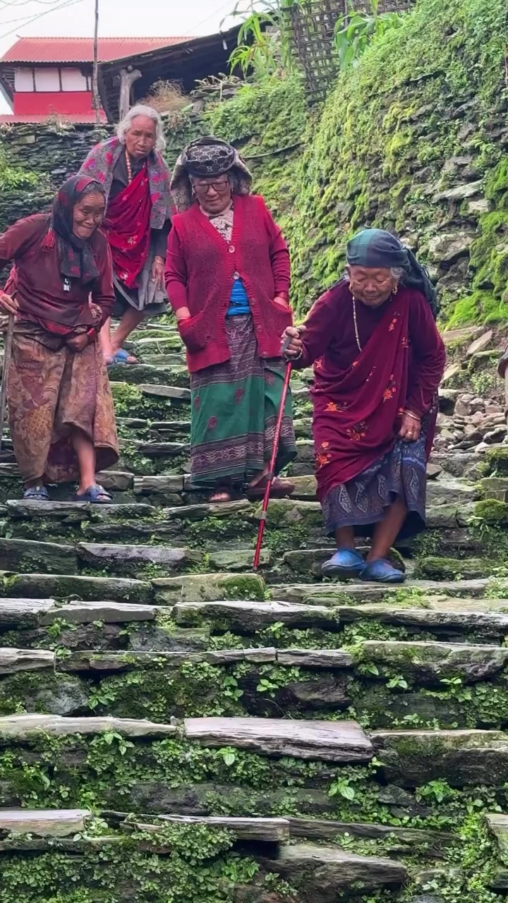 @༺महेश बुढा༻