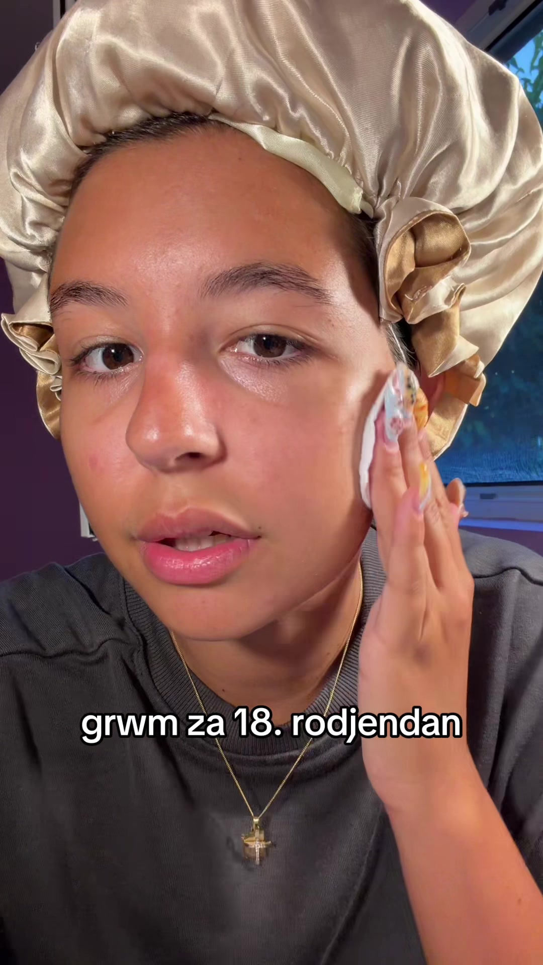@Isidora