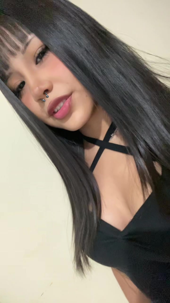 @🦦