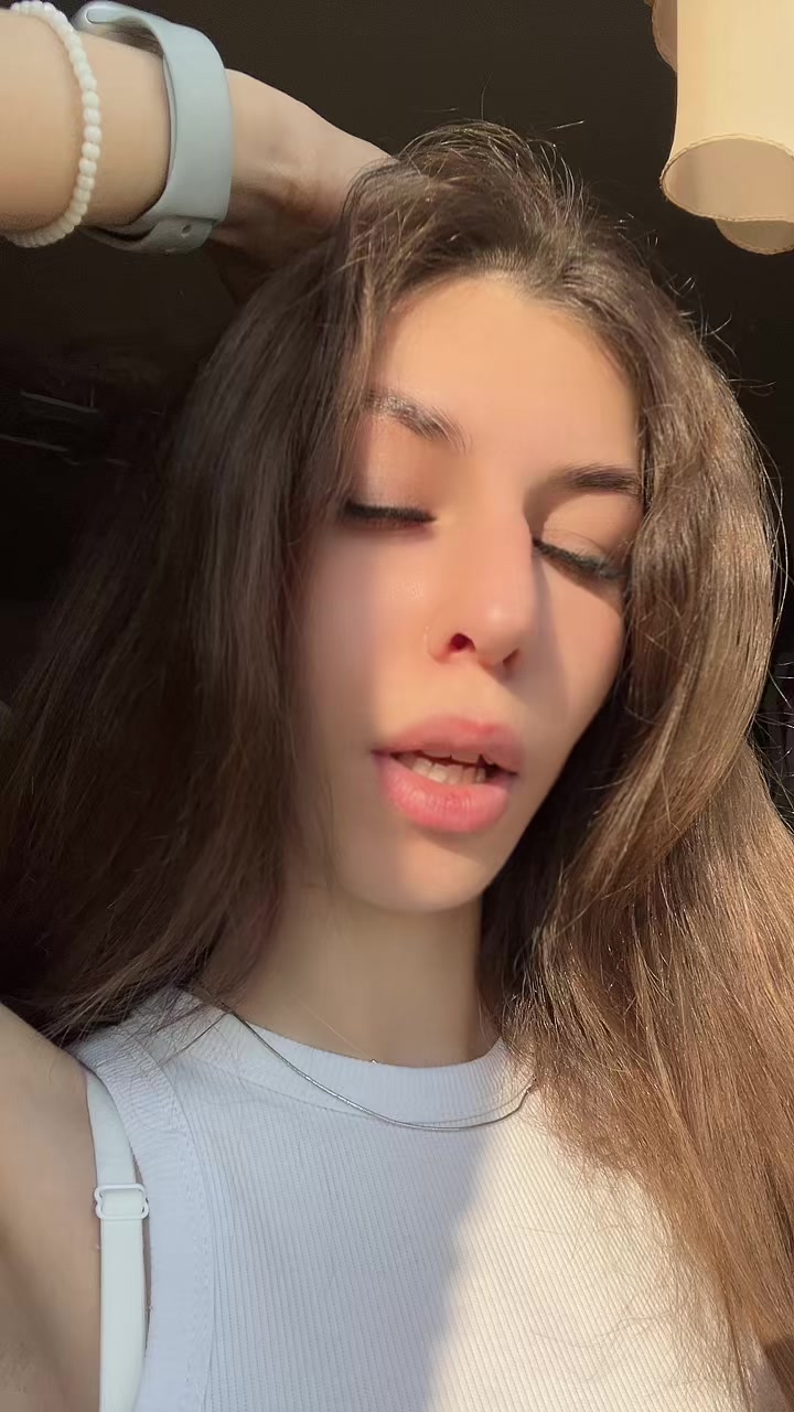 @Anasteiiiiishaa