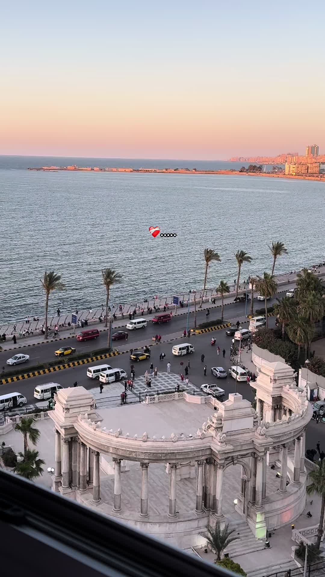 @مَلكة🧚🏻♀️