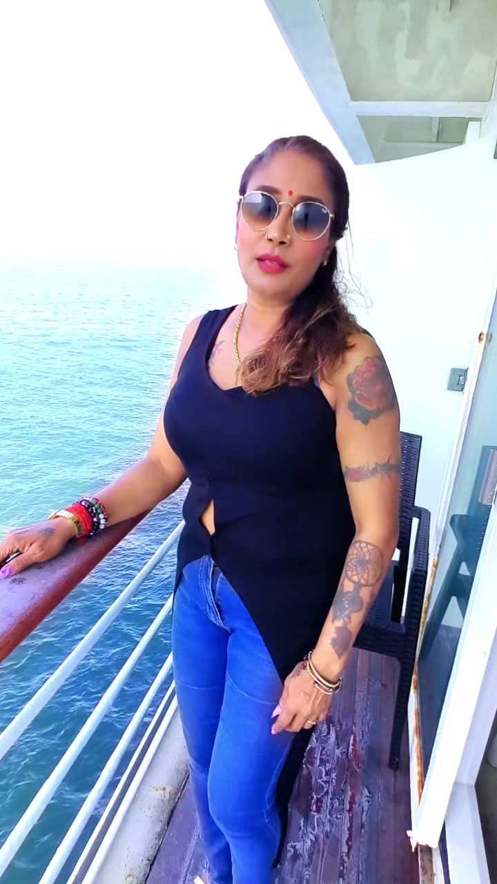 @Queenoflove0873
