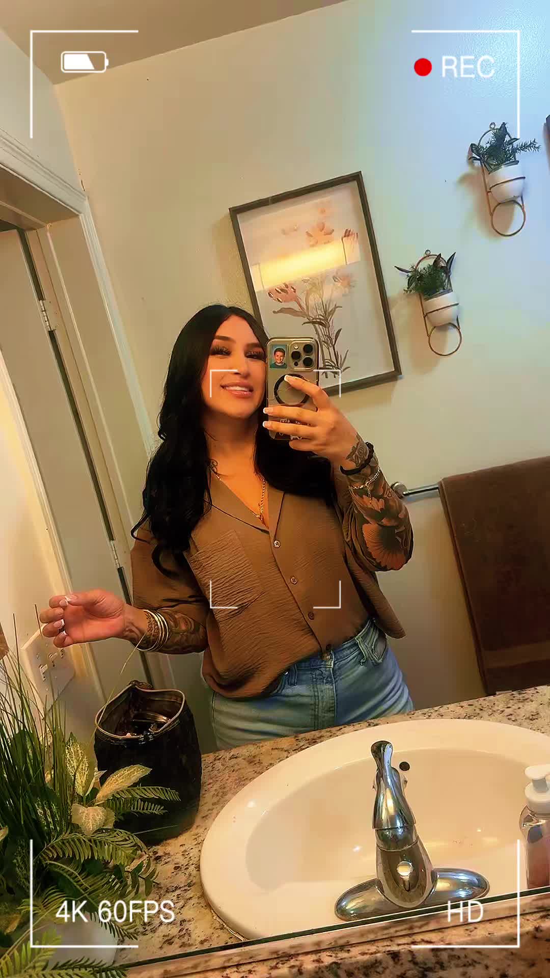 @𝐕𝐞𝐞 𝐃𝐢𝐚𝐳 ✨
