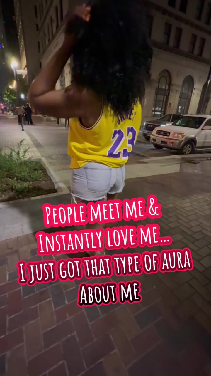 @Fatgirlthatworksout