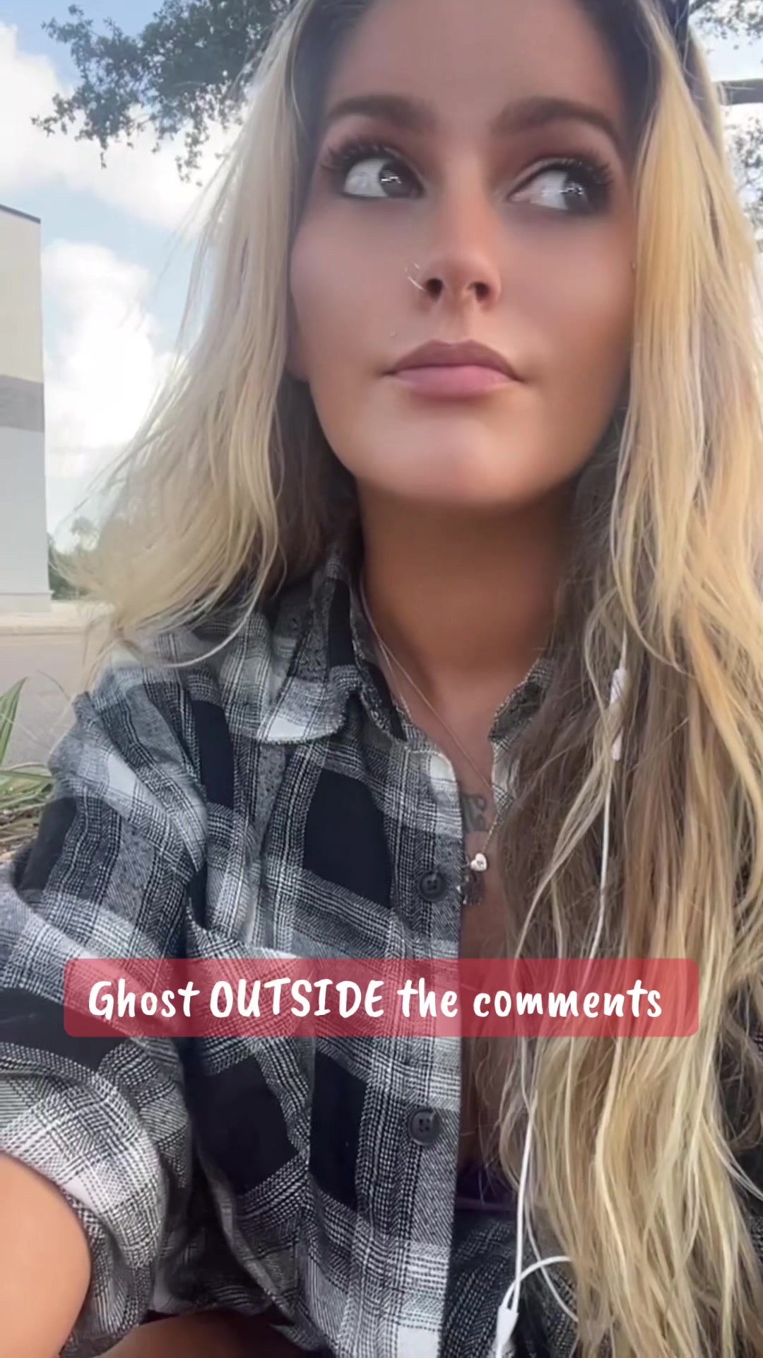 @THEJulieBih🌈
