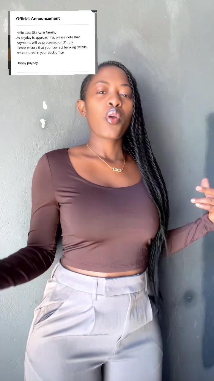 @Little Lady🇳🇦