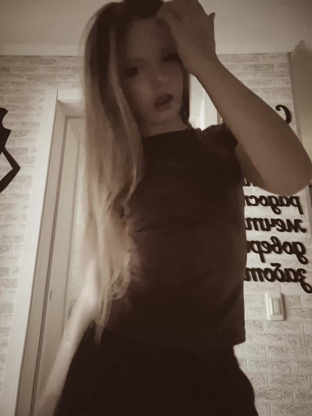 @leena2