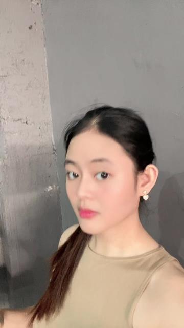 @Kirsten🥀