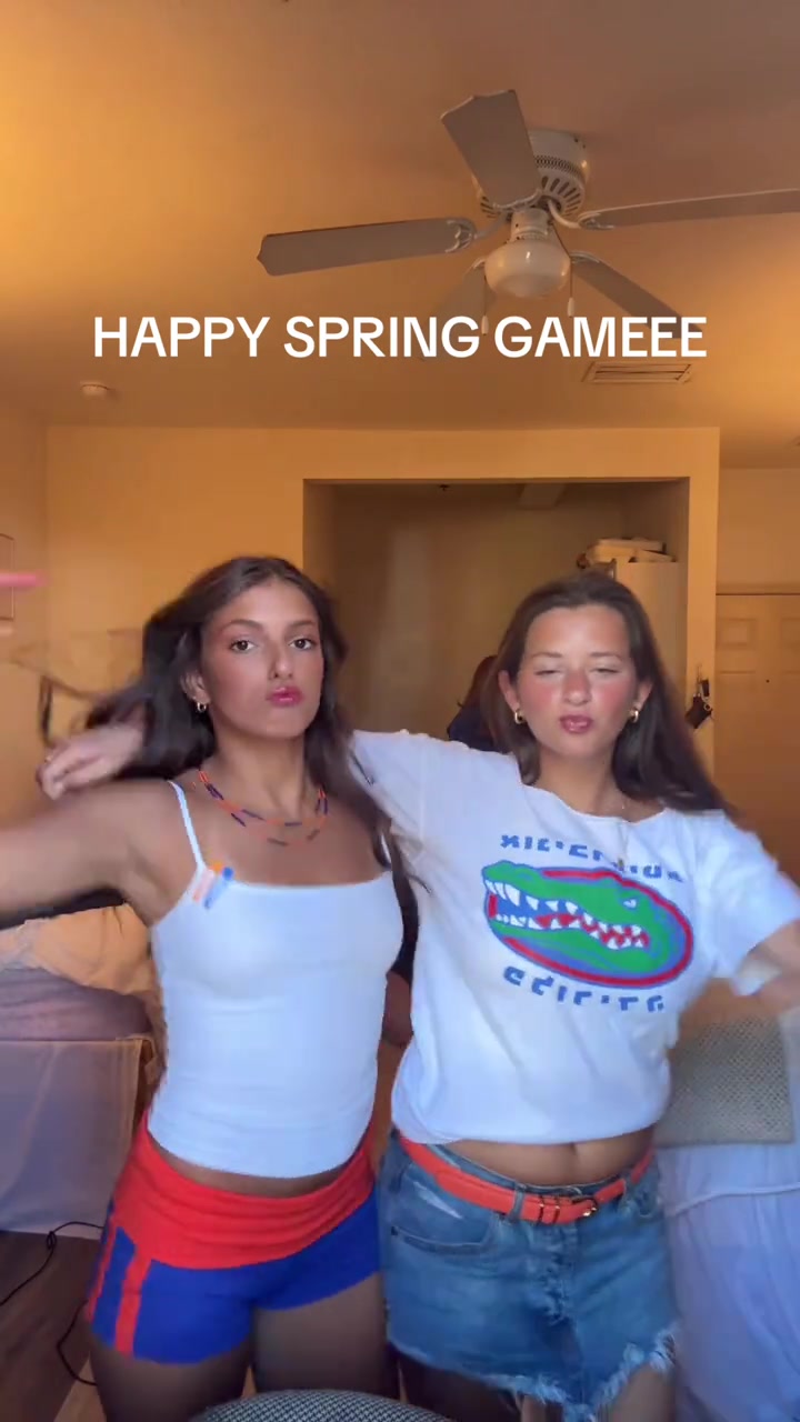 @Sophia