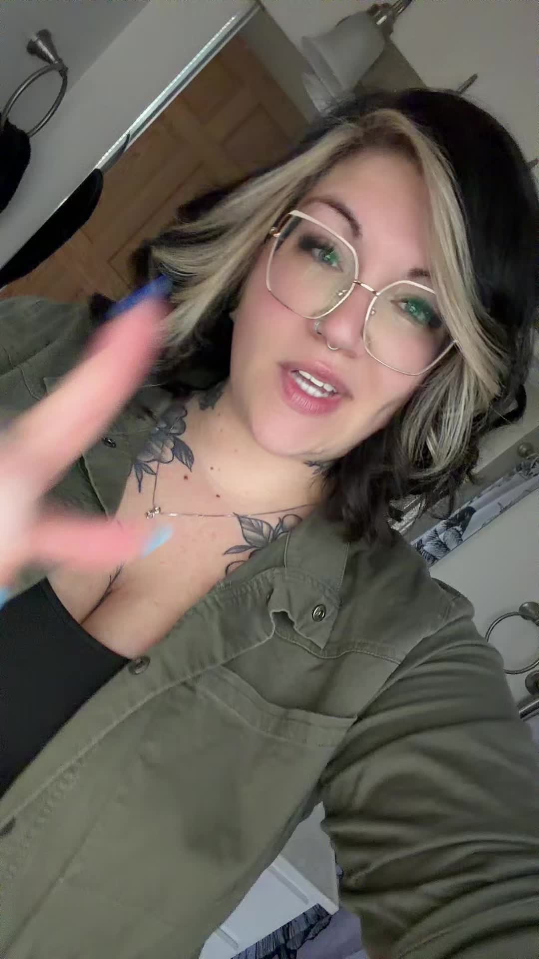 @𝓜𝓸✨😈