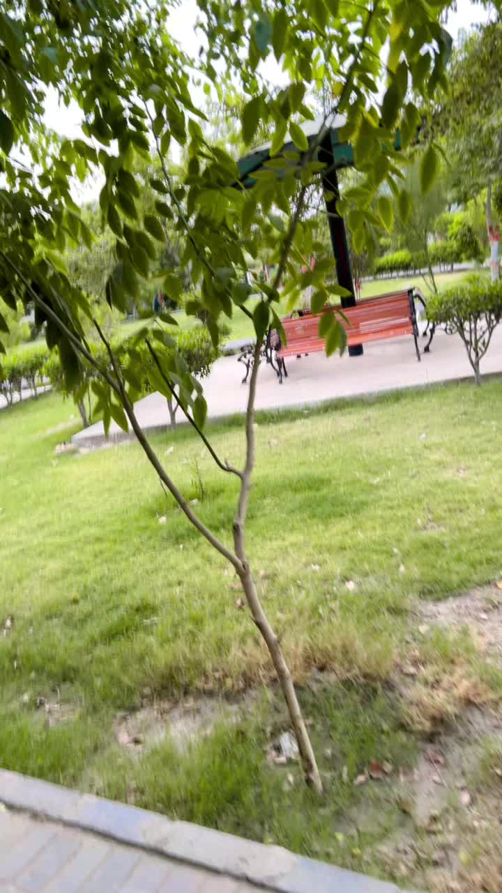 @Nusrat_Pathan
