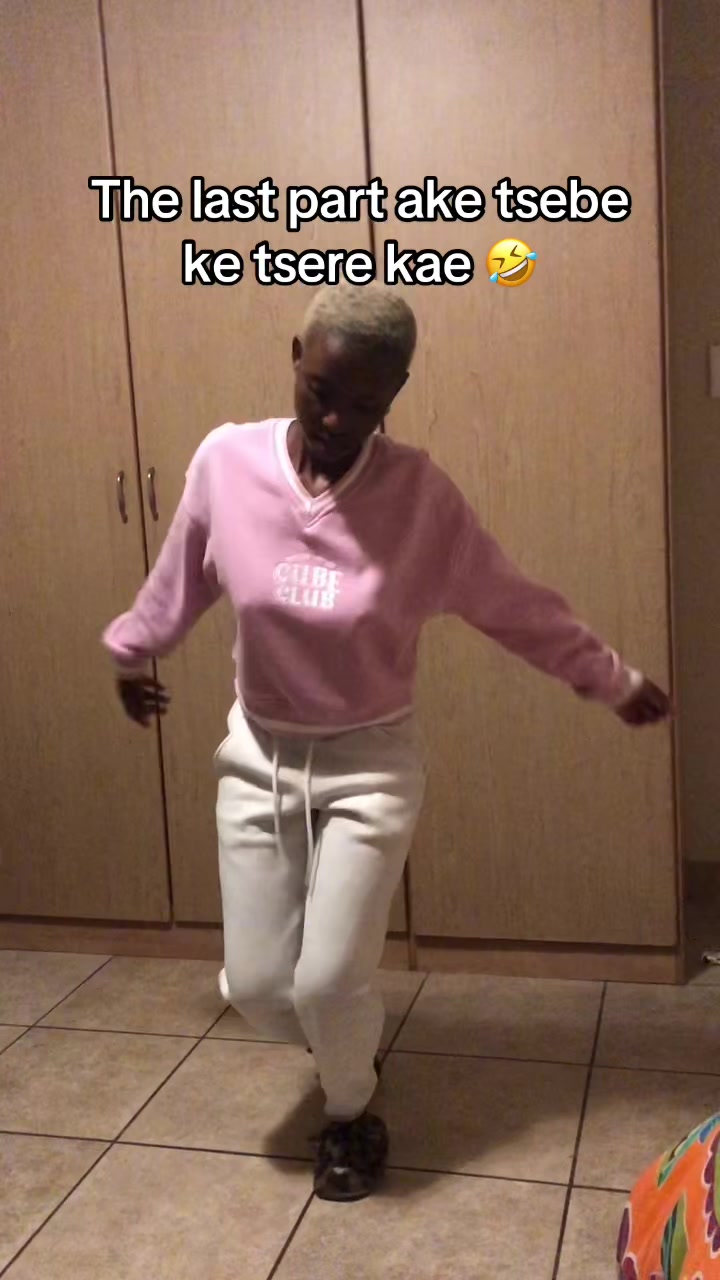 @MphoMokoena
