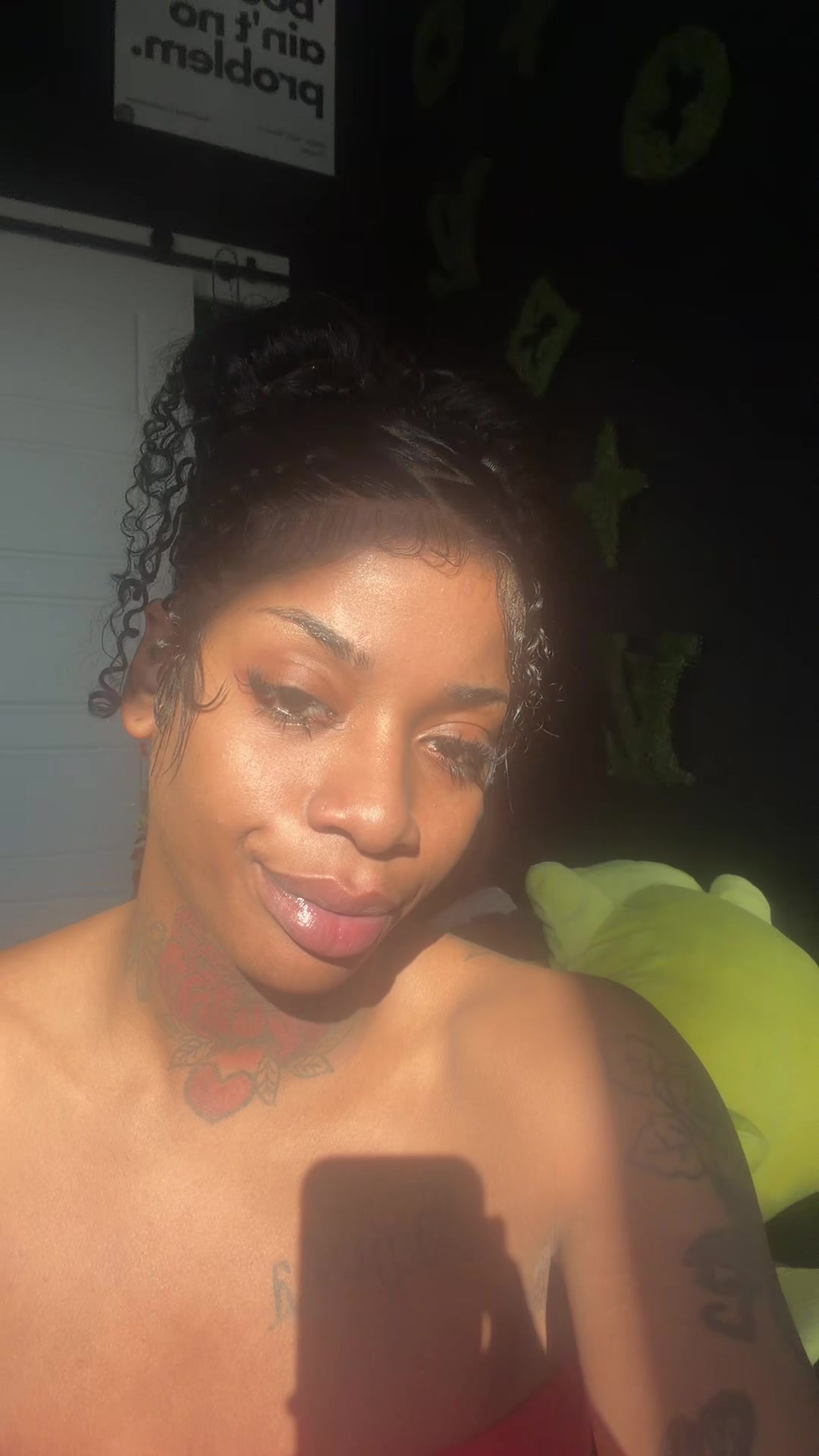 @Hoodfish
