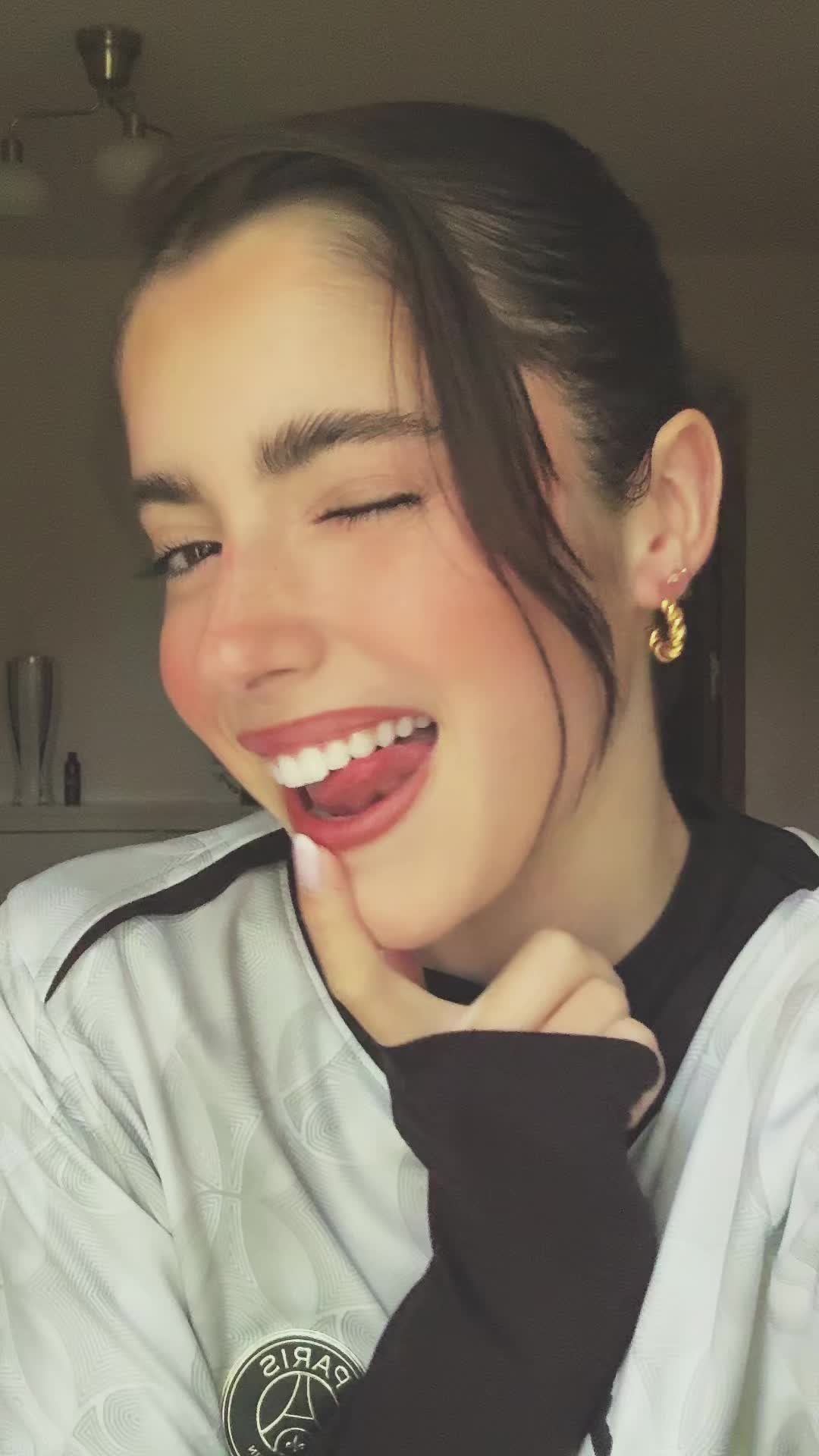 @Madalena Arag&atilde;o 🍒