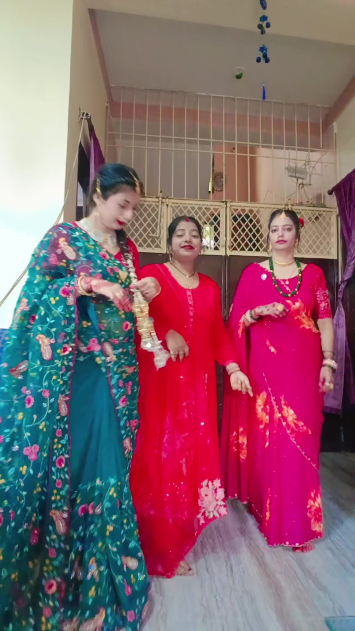 @Lux Mee Diwash Sarra