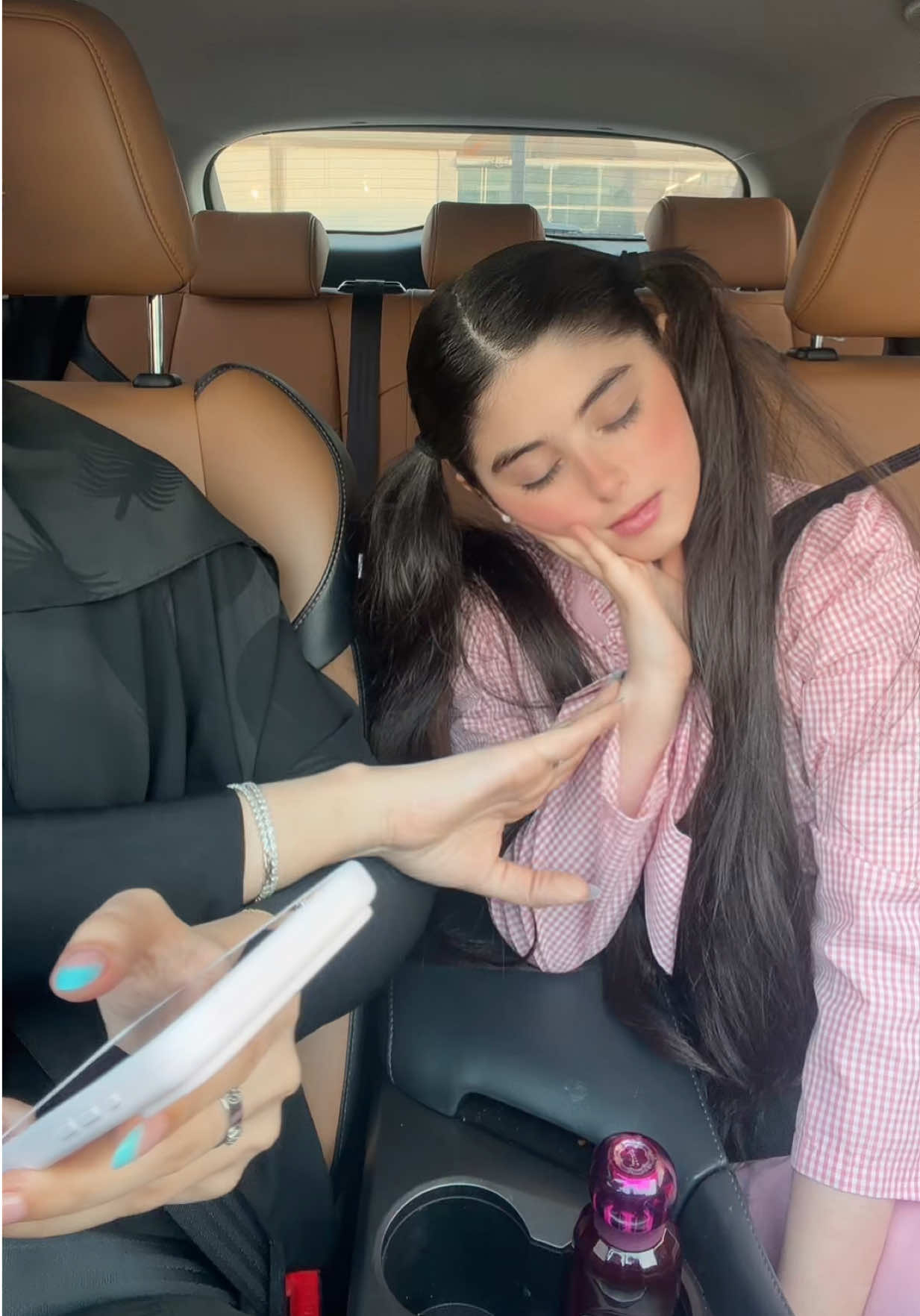 @Aleen Mneimneh | ألين