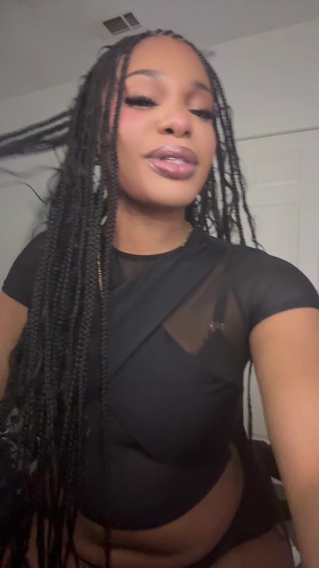 @unknownsexyaries