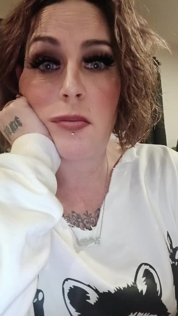 @@thatnewbitchh