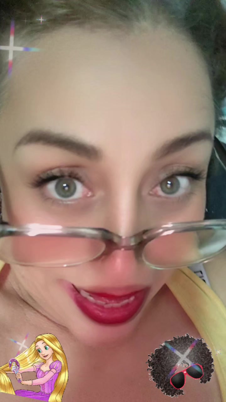 @ThaityRozOficial