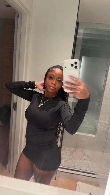 @BaddaGyal_🎀