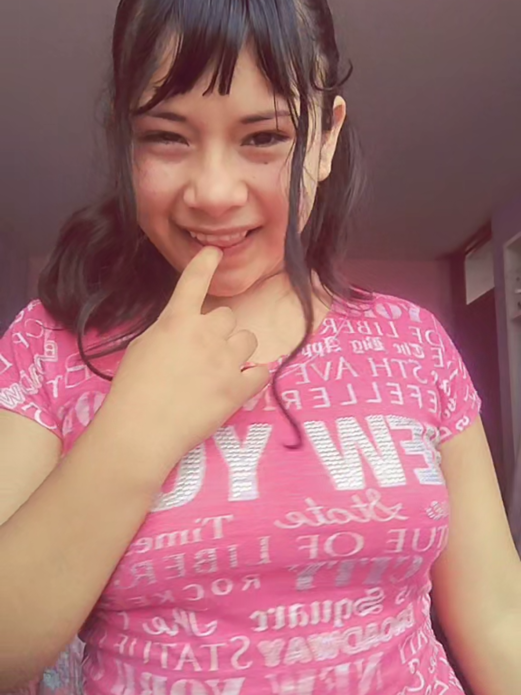 @V'AE