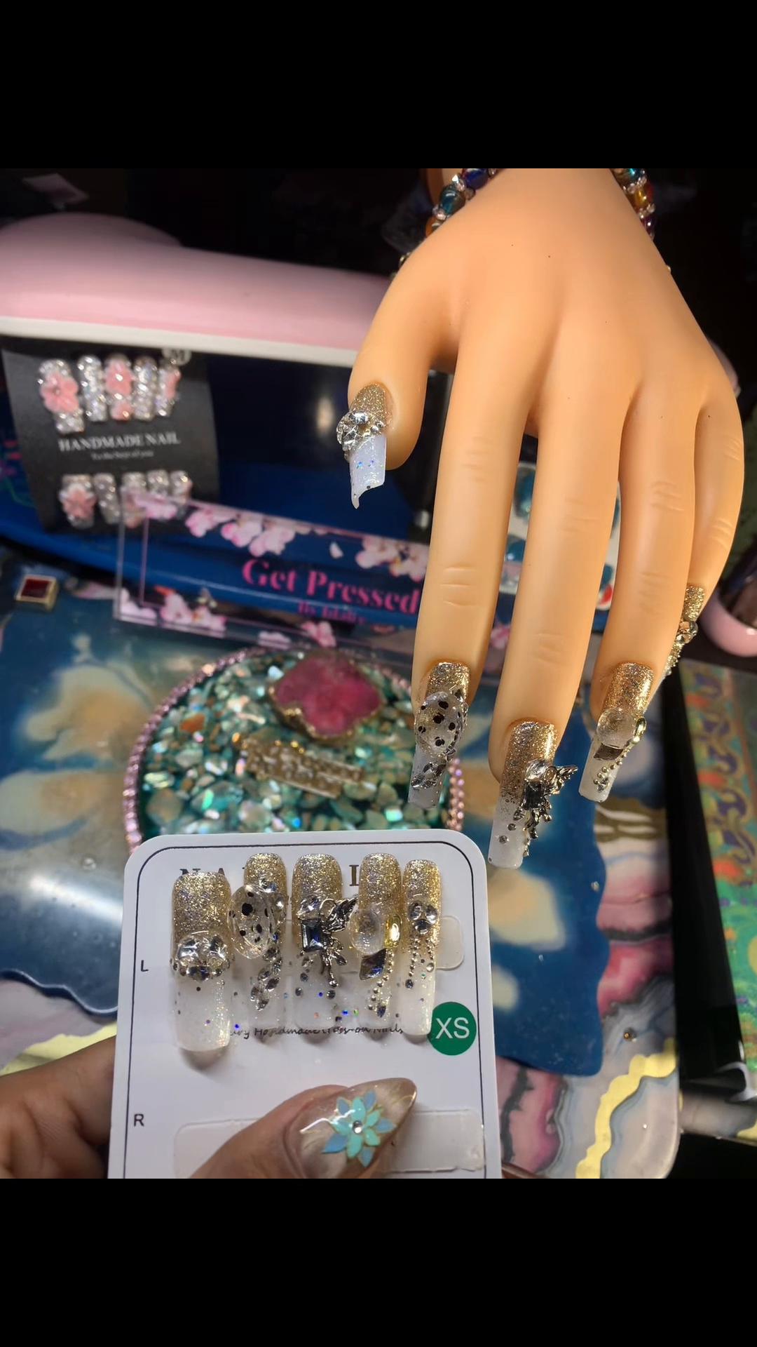 @🪭Idalee Davis🪭