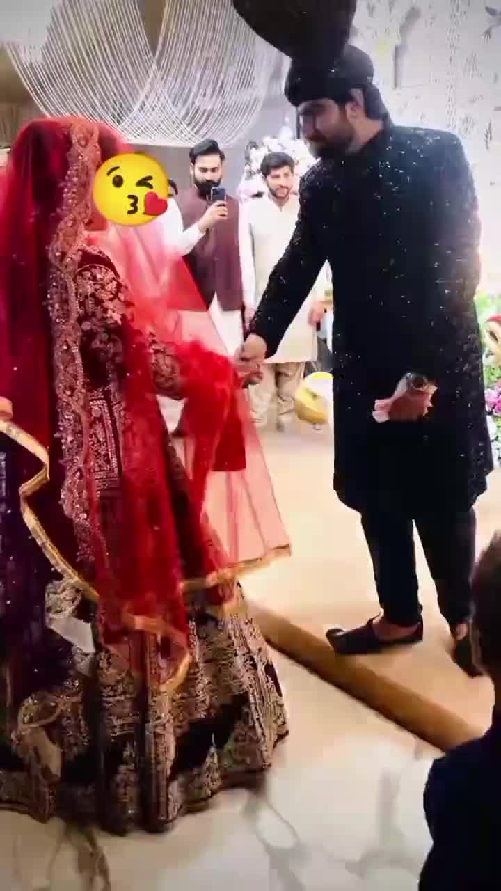 @Ahmiku Vlogs♥️