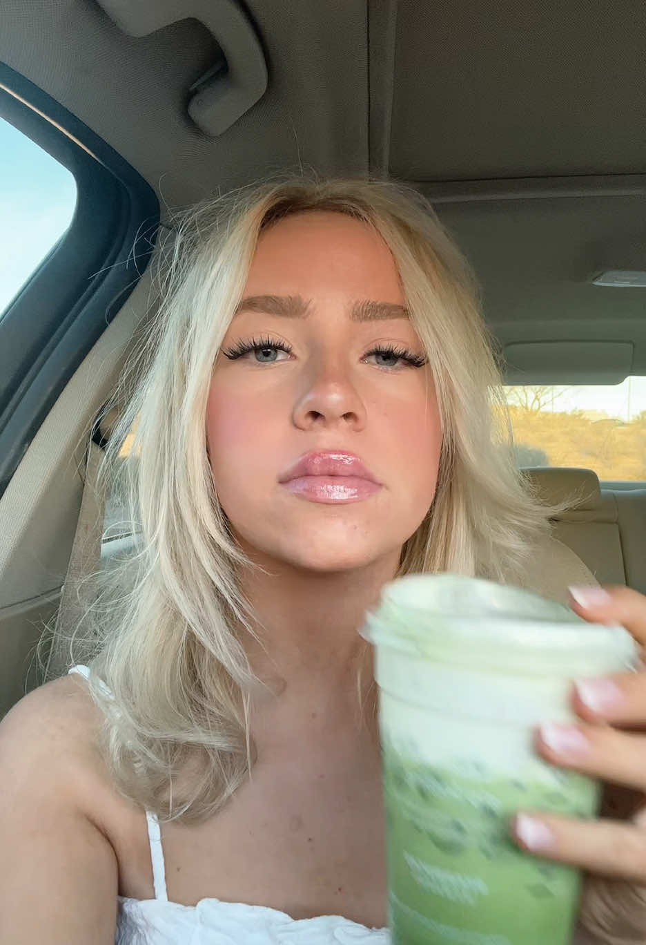 @paris skylar 🧁🎀