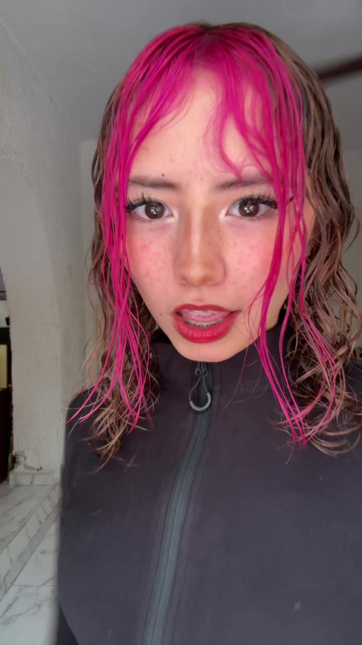 @Ly