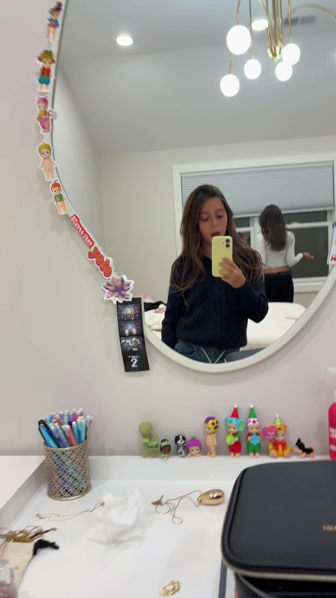 @Amelia Spitzer☮️💕🌈🌟🤑