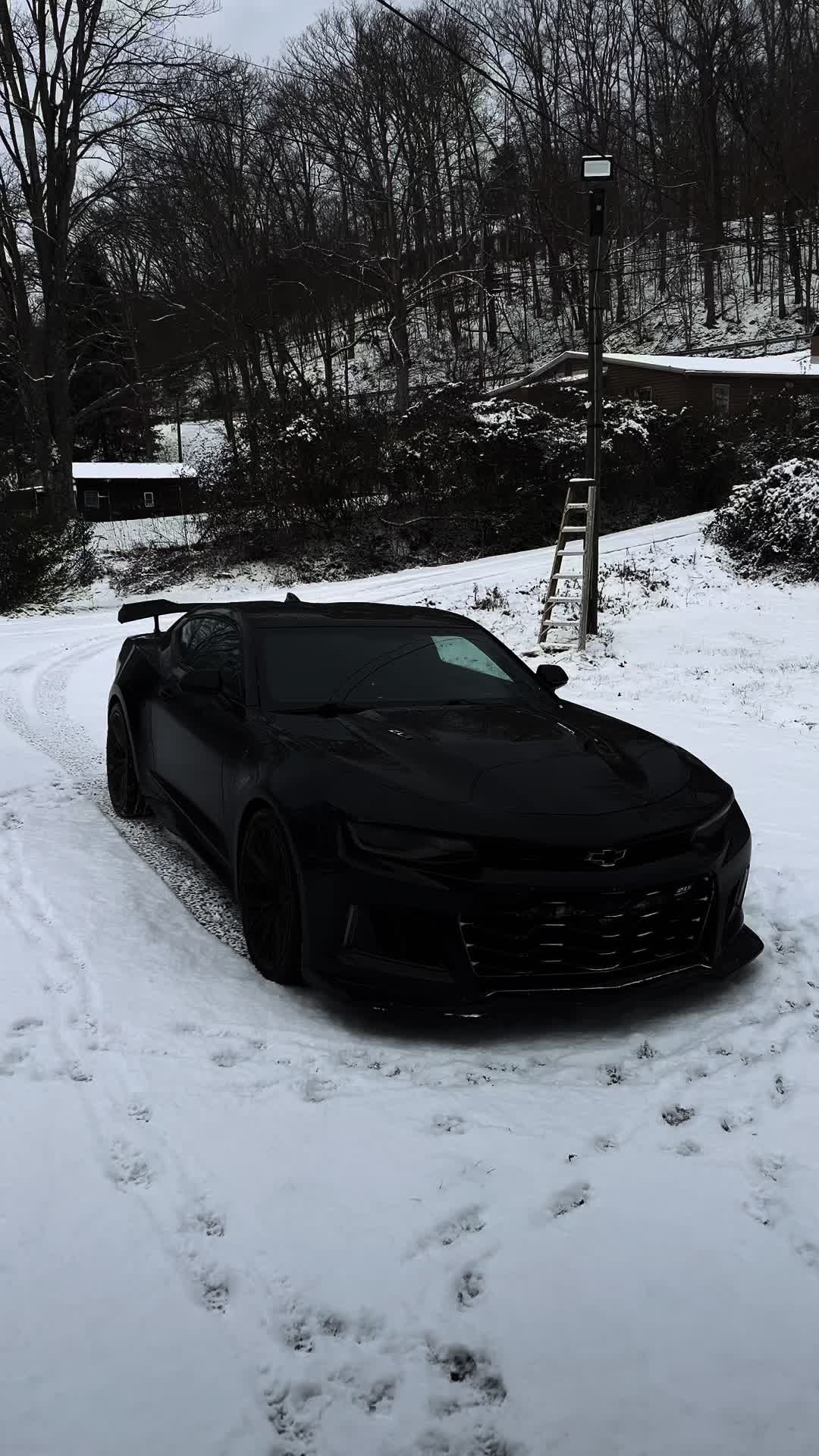 @blxckzl1
