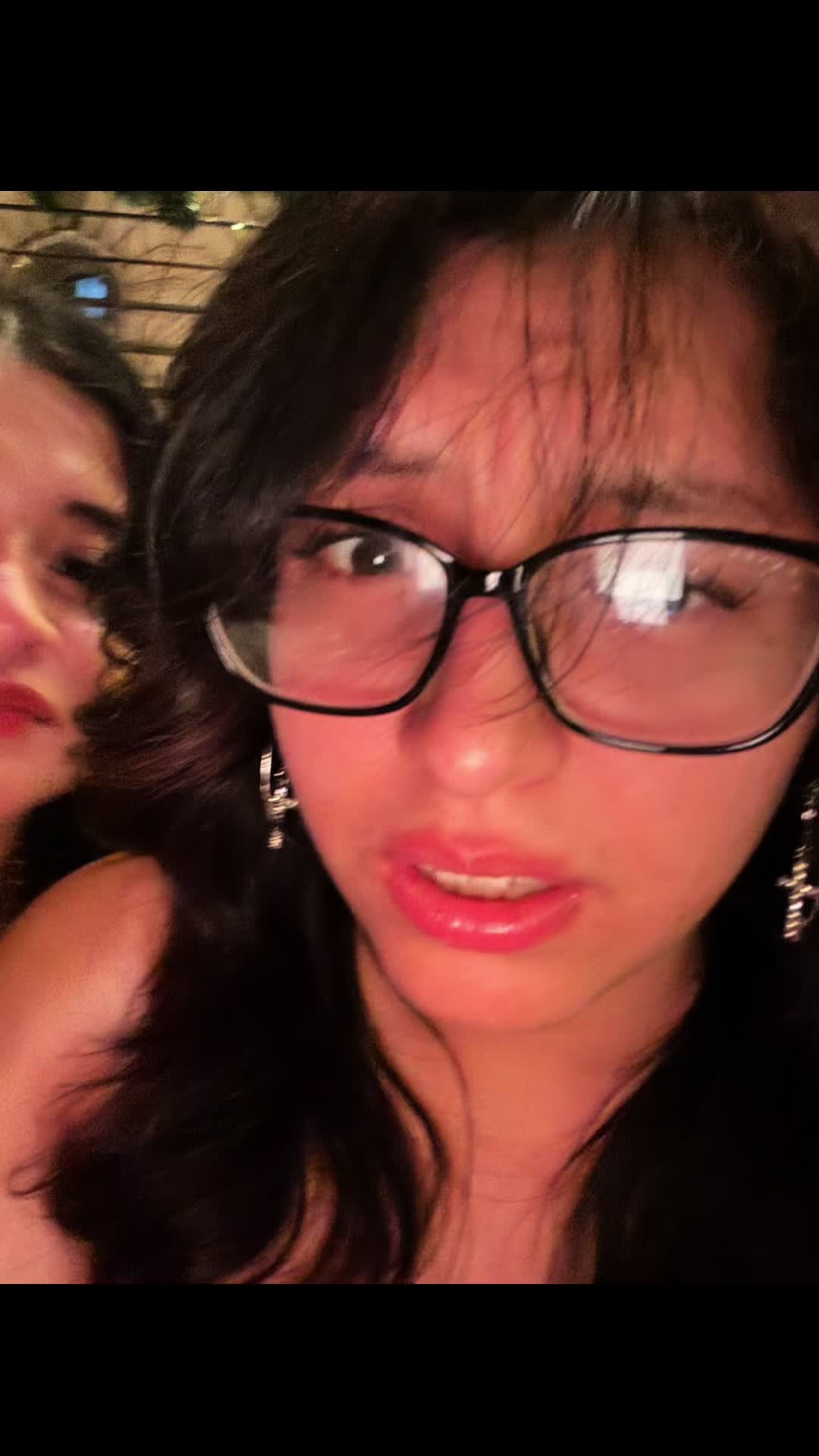 @Esti <3