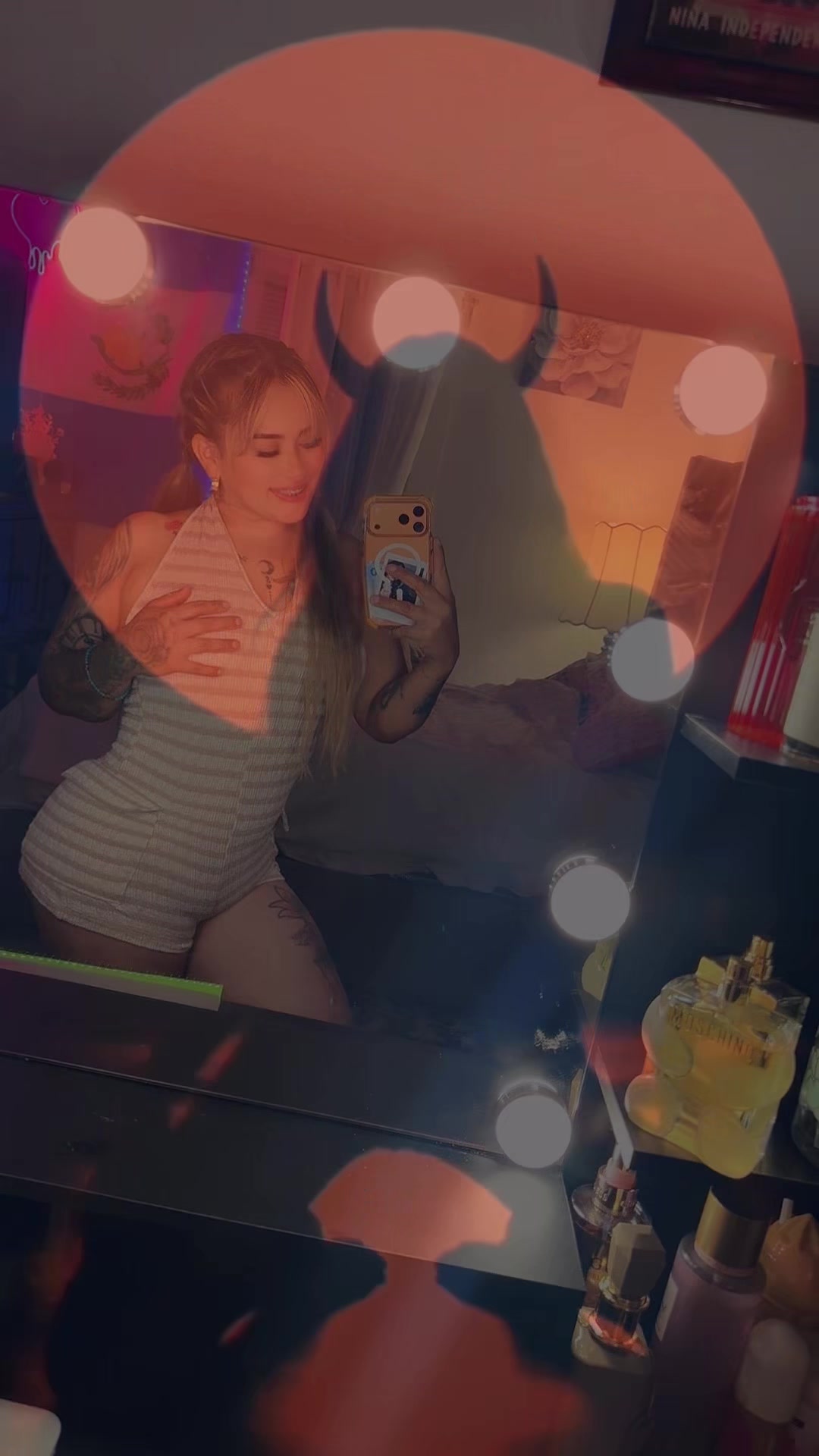 @S K A R L E T H๐๐