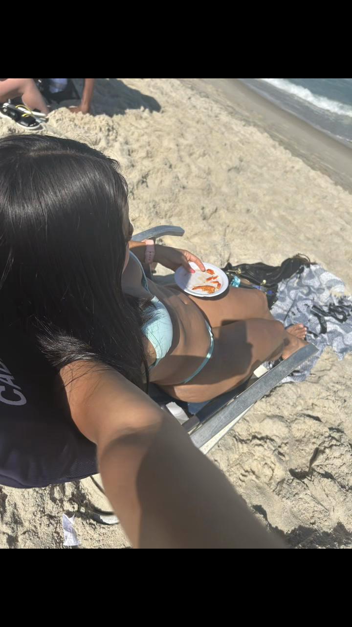 @Samia Santos