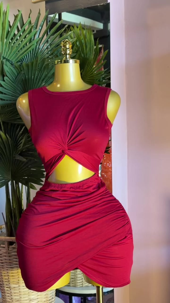 @Curvybynabou🛍️🇨🇳🇬🇲🎀