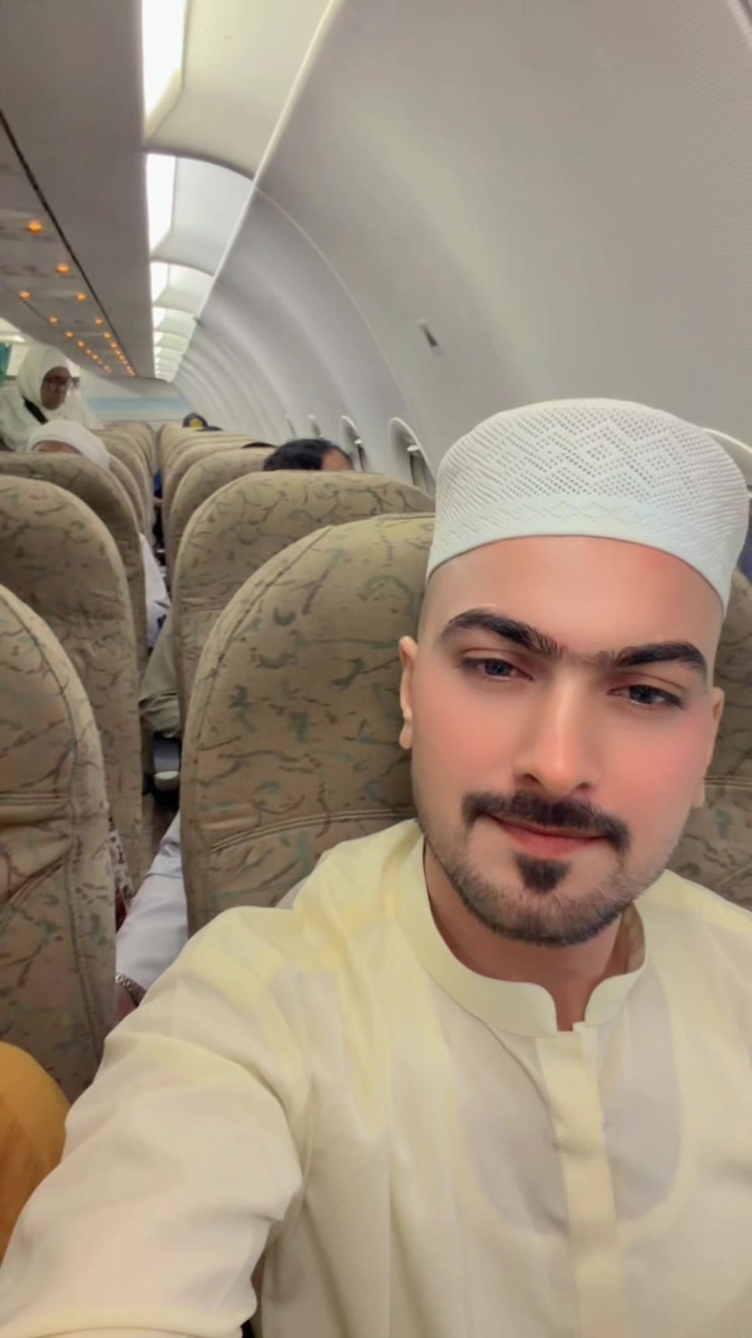@Lala bhai 👑