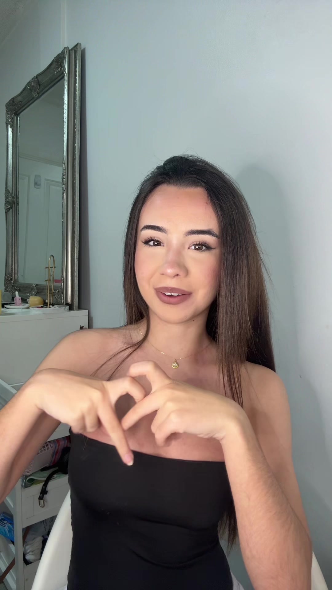 @LUCIANA ROSE