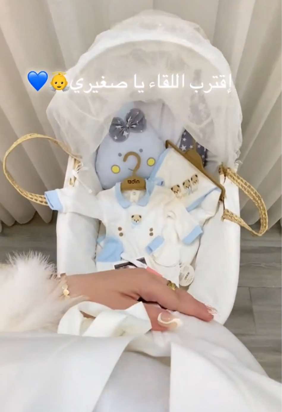 @AyA-SL