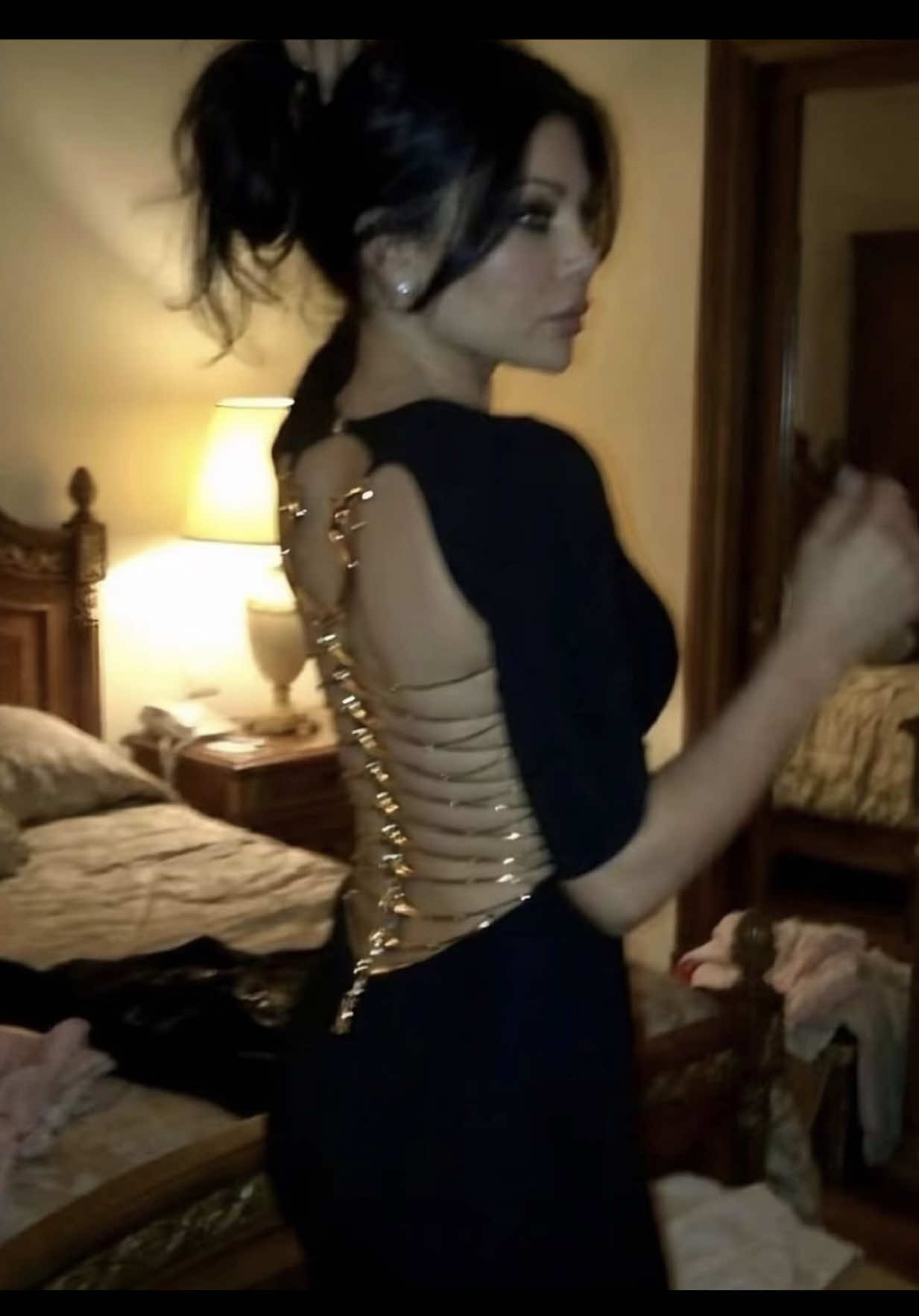 @𝒮