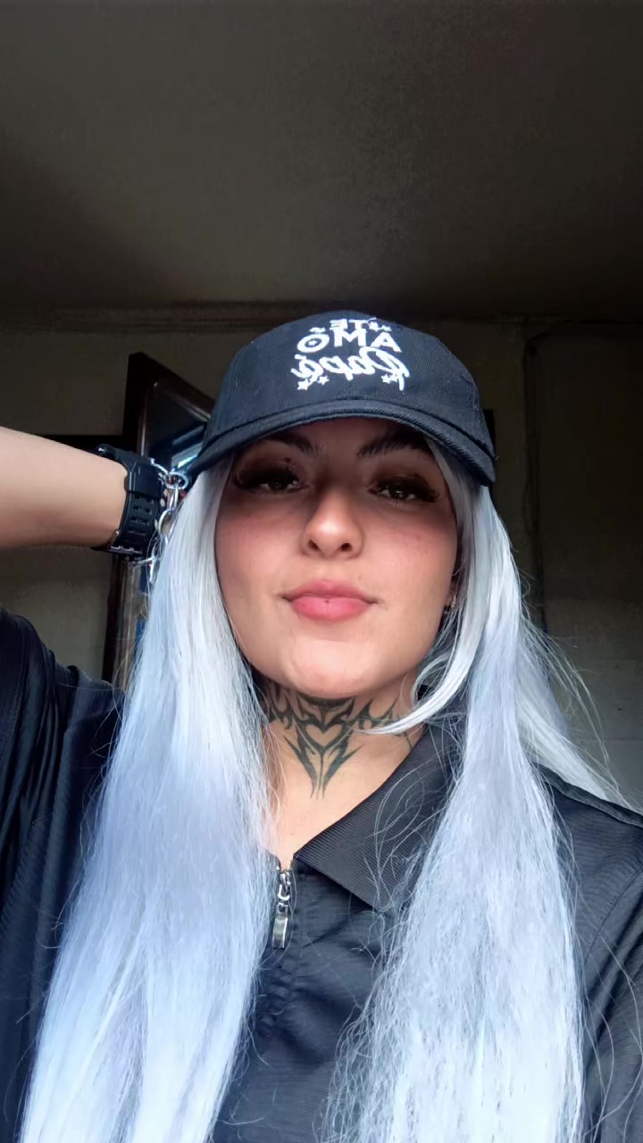@Carlita