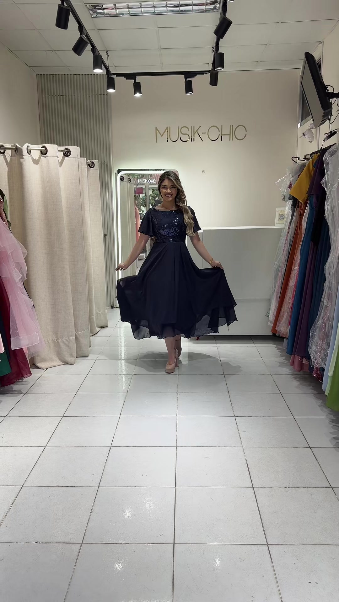 @BOUTIQUE MUSIK CHIC
