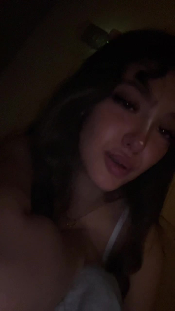 @elena