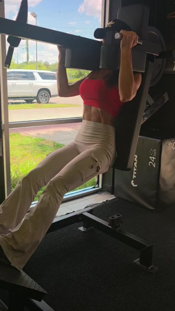 @ElizabethAnneFit