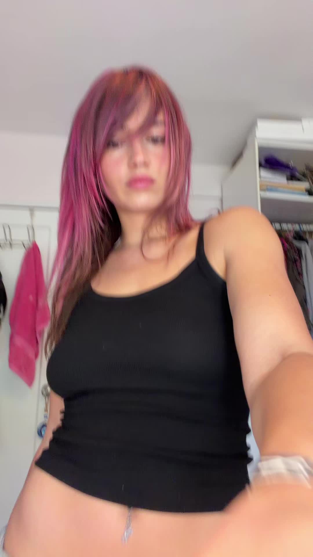 @suzyclue